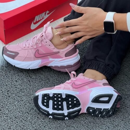 WhatsApp Image 2024-12-05 at 7.27.22 PM Nike V2k Rosa