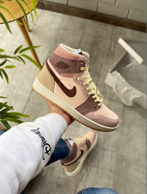c975375f-96cb-4048-82ce-bfd11fab4223 Nike Jordan Retro 1 Rosa