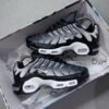 Nike Tn Gris - Negro