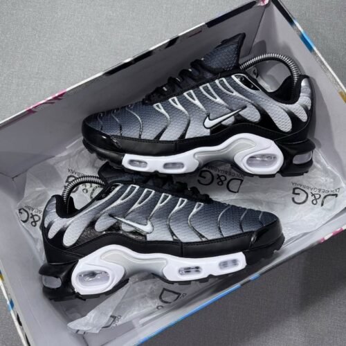 Nike Tn Gris - Negro