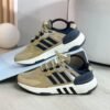 e4d9f26a-13eb-45e6-b262-6a00ee1931c9 Adidas Equipment Cafe