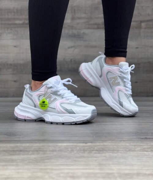 WhatsApp Image 2025-05-03 at 6.49.08 PM New Balance 530 Rosa - Plataforma