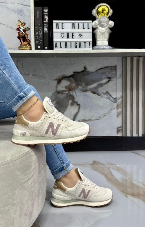 New Balance 574 Beige