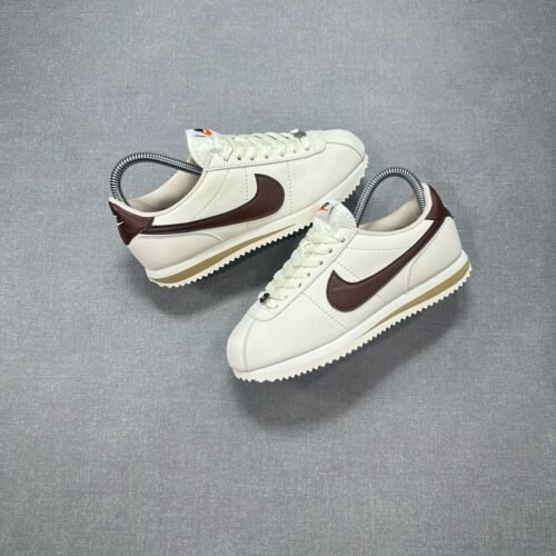 Nike Cortez Blanco-Café