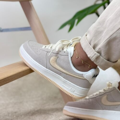 Nike Air Force One Beige - Gamuza