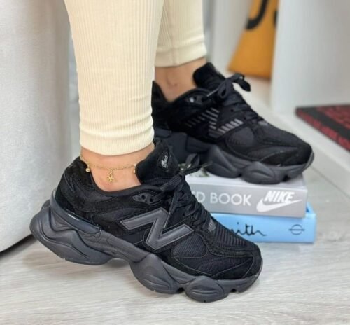 New Balance 9060 Negro