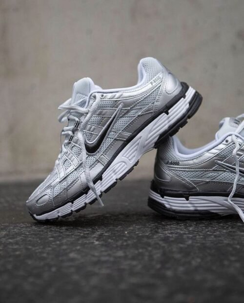 Nike P6000 Outfit Ideas for Men and Women 👟👫 #Fashion #NikeP6000_ Nike P6000 Gris-Plata