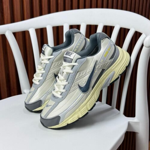 Nike Initiator Gris