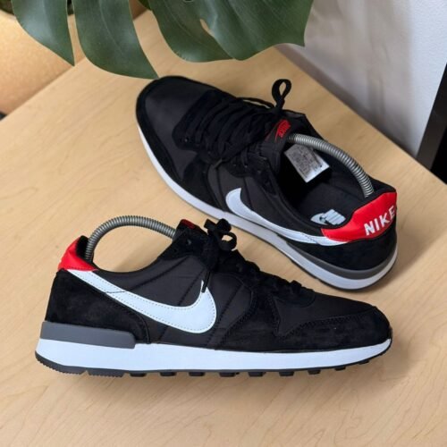 Nike Internacional Negro