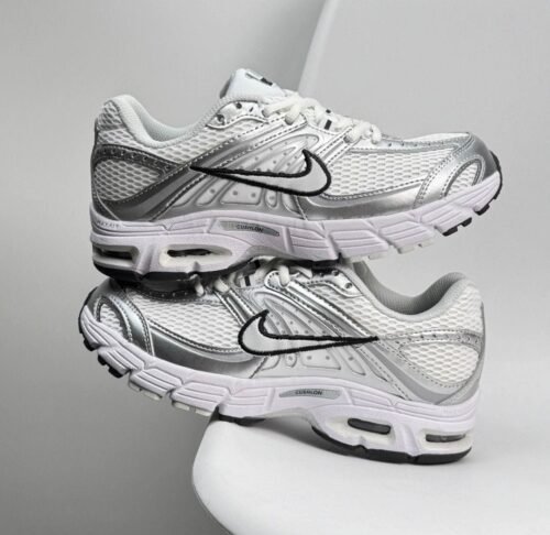 WhatsApp Image 2026-02-26 at 7.50.08 PM Nike Moto 2k Plata