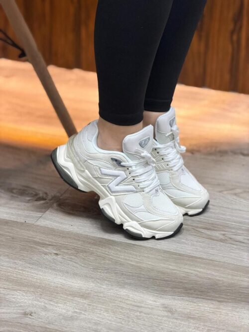 WhatsApp Image 2026-02-26 at 7.58.25 PM New Balance 9060 Blanco