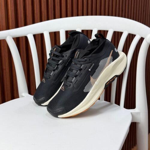 Nike Trail Negro