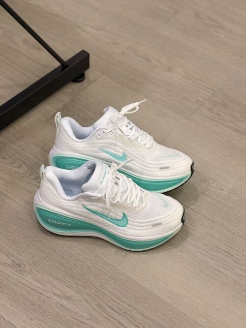 Nike Vomero Plus Verde