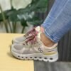 On Cloud Runner Beige
