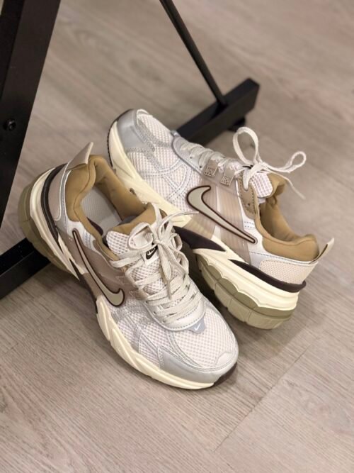 c427bf10-7150-4e44-978c-83cd36ffc47f Nike V2k Plata