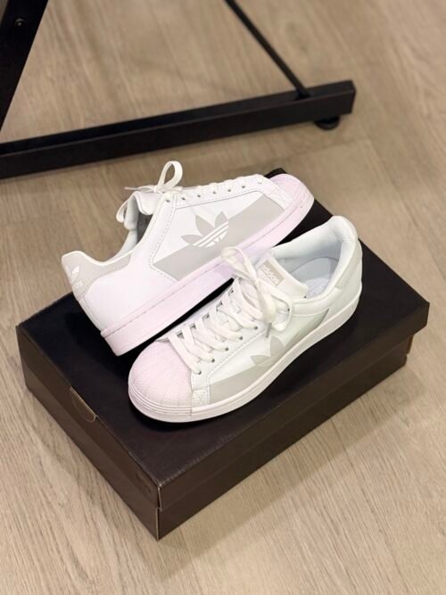 b65b3504-9f6e-4244-9194-e37c546646d0-2 Adidas SuperStar Blanco