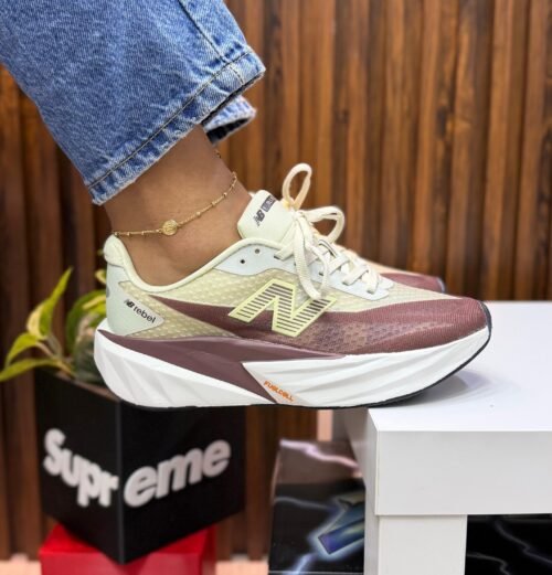 e491eab0-143b-4aee-a4fe-804c7c38d088 New Balance Rebel Café