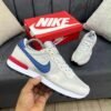1dfe9be1-8ea2-40de-8fd9-048fefa49aa3 Nike Internacional Beige