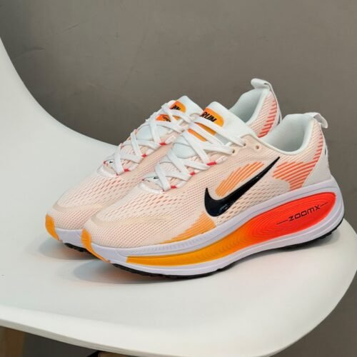 Nike Vomero 18