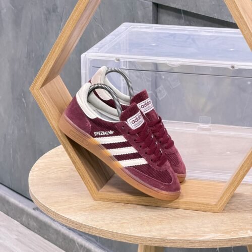 Adidas Spezial Vinotinto