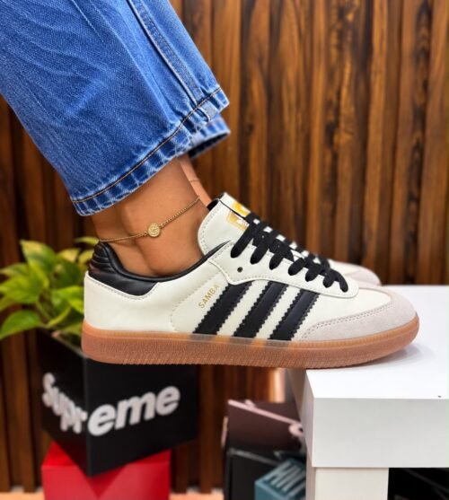 70c7c09c-8b17-4166-b853-3126f5a7c022 Adidas Samba Beige